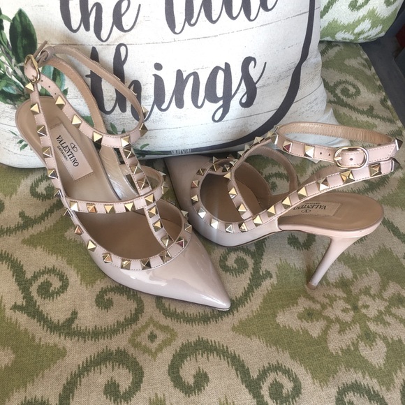 Valentino Garavani Shoes - Valentino Garavani
Rockstud Leather Cage Pumps